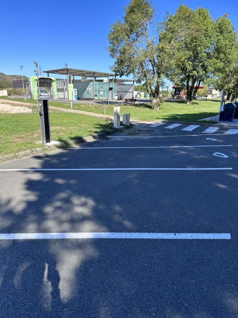 borne de recharge 22kw pro bourg en bresse